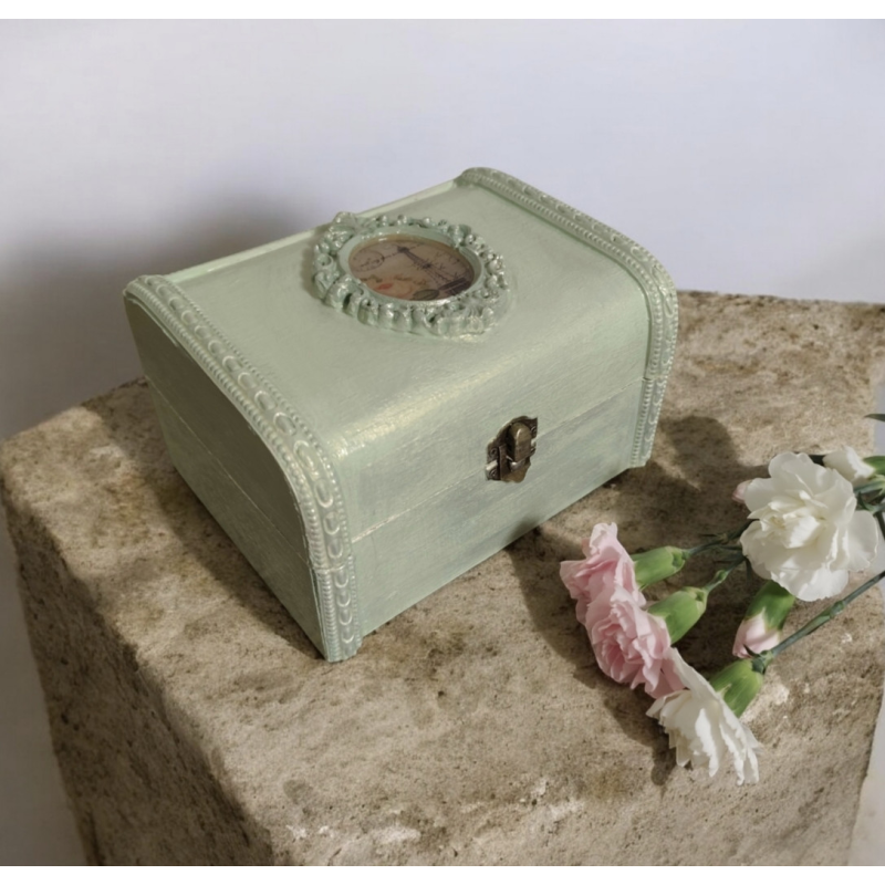 Скринька 13,5*17,5*10,5 ручна робота для прикрас, шкатулка дерев“яна, стане вишуканим подарунком